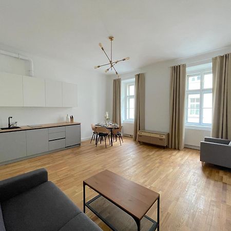 Authentic Apartment Near The City Centre Wien Exteriör bild